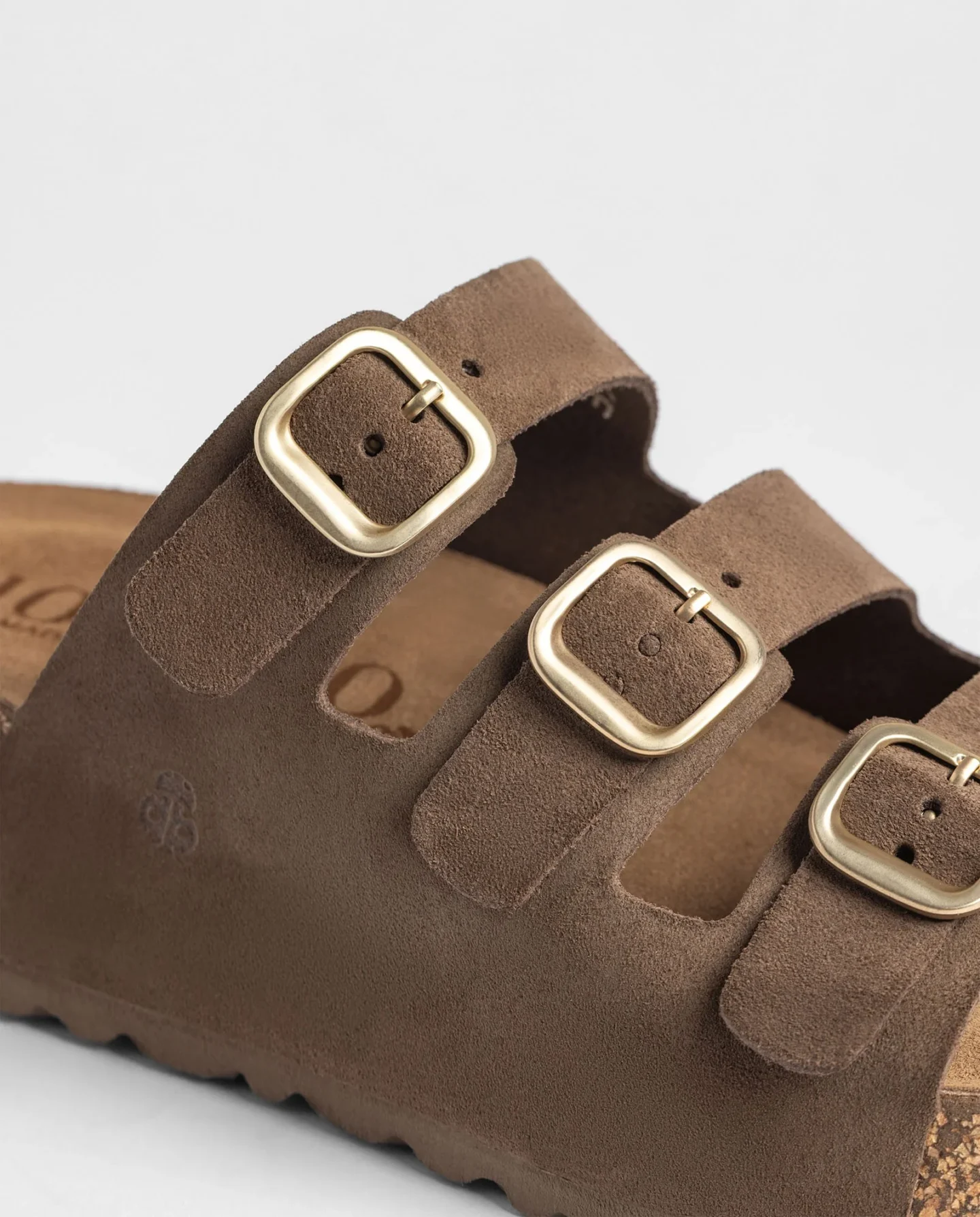 Sandalia_plataforma_WIWI-263_marron_oscuro_39088_2048x2048